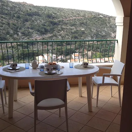 A Mare Apartment *